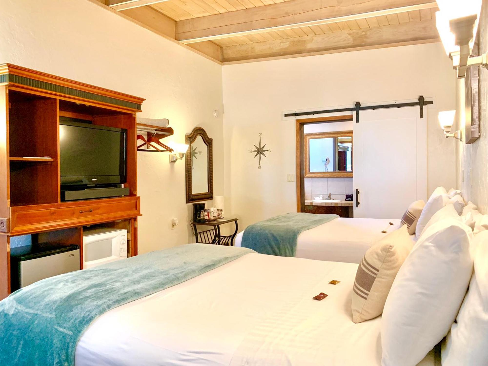 Breakers Boutique Inn Westport Luaran gambar